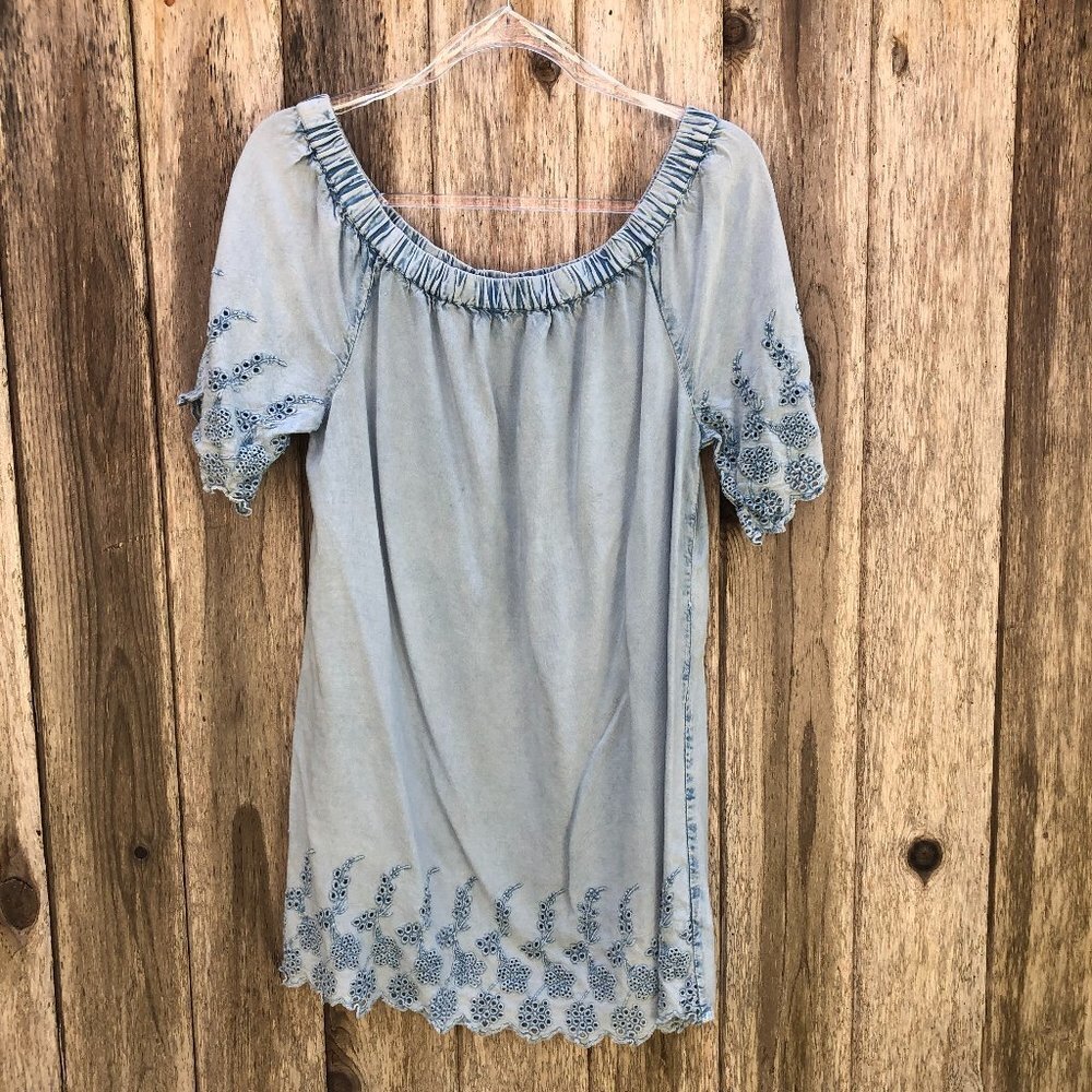 D&Kade Eyelet Embroidered Detailed Chambray Short Sleeve Dress Large